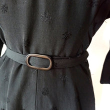 Load image into Gallery viewer, 1940s - Stunning Black Taffeta Dress - W28.5 (72cm)
