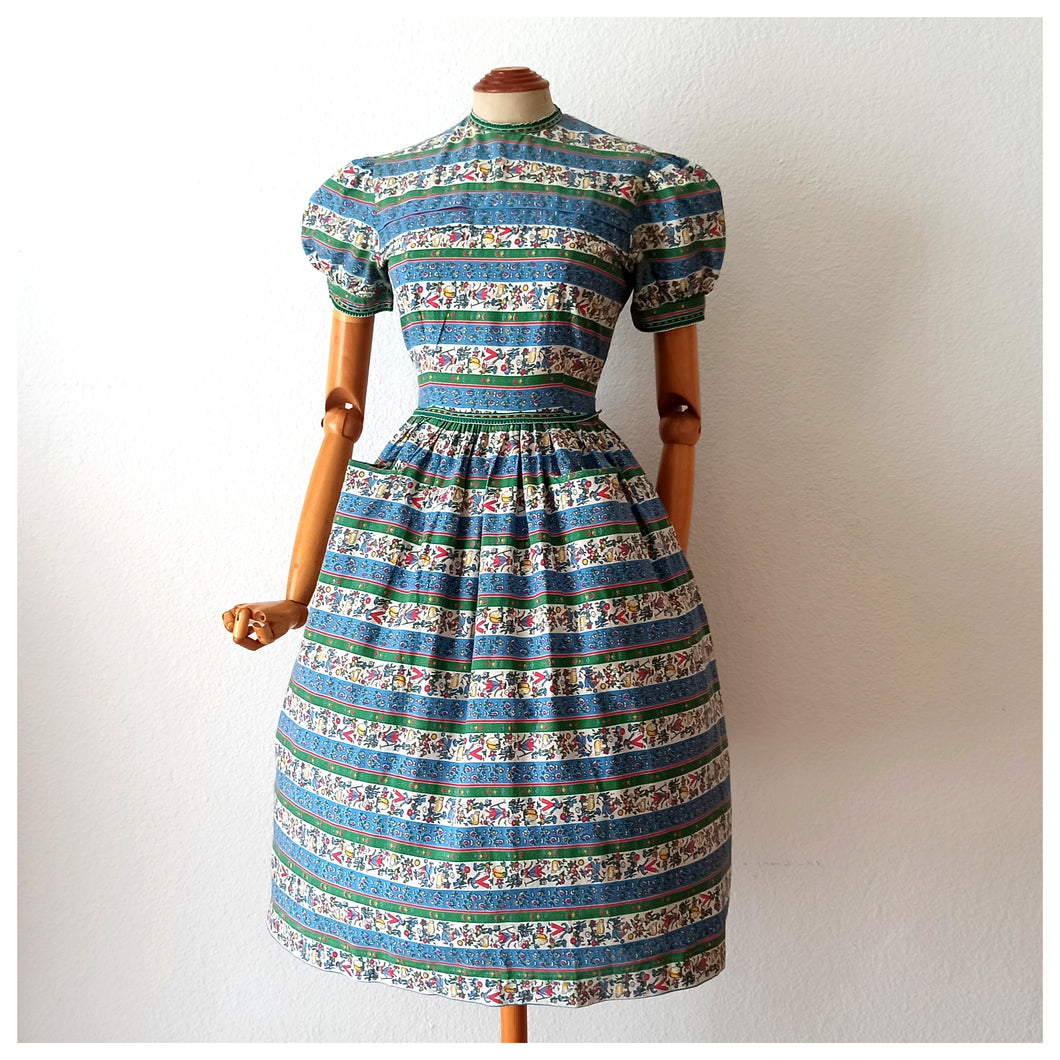 1940s 1950s - GASSMANN, Switzerland - Adorable Cotton Dress - W27 (68cm)