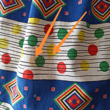 Cargar imagen en el visor de la galería, 1950s - Fabulous Colorful Pocket Cotton Dress - W25 (64cm)
