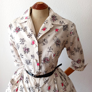 1950s - IMPERNAT, France - Adorable Romantic Cotton Dress - W31 (78.5cm)