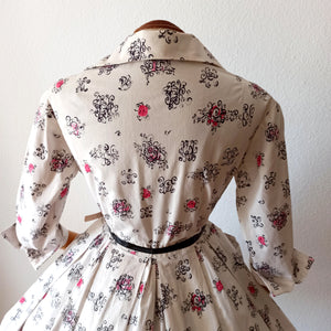 1950s - IMPERNAT, France - Adorable Romantic Cotton Dress - W31 (78.5cm)