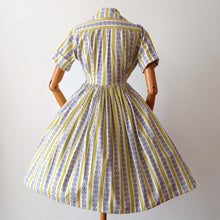 Charger l&#39;image dans la galerie, 1950s - GEBR GERZON, Netherlands - Gorgeous Cotton Dress - W27 (68cm)
