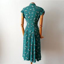 Load image into Gallery viewer, 1940s - Glorious Teal Rayon Bows Print Dress - W26 (66cm)
