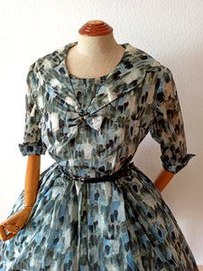 1950s - Stunning Abstract Satin Dress - W30 (76cm)