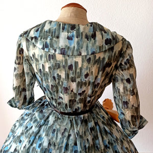 1950s - Stunning Abstract Satin Dress - W30 (76cm)