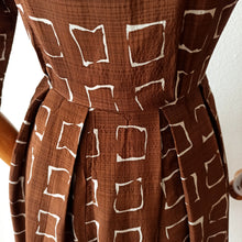 Load image into Gallery viewer, 1950s - Gorgeous Brown Abstract Rayon Dress - W25/26 (64/66cm)
