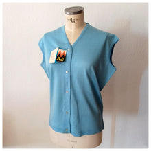 Charger l&#39;image dans la galerie, 1960s - JUMARI, Barcelona - Deadstock Baby Blue Tank Top (XL)
