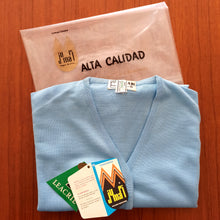 Cargar imagen en el visor de la galería, 1960s - JUMARI, Barcelona - Deadstock Baby Blue Tank Top (XL)
