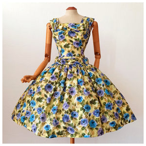 1950s 1960s - Spectacular Roseprint Dress - W28 (72cm)