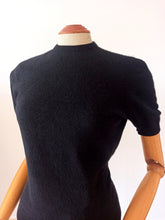 Cargar imagen en el visor de la galería, 1950s -PRINGLE, Scotland - Black Cashmere Jumper - Small
