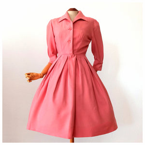 1940s 1950s - Adorable Padded Shoulders Pink Wool Dress - W27 (68.5cm)