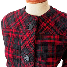 Charger l&#39;image dans la galerie, 1960s - Red &amp; Black Tartan Wool Blend Dress - W32 (82cm)
