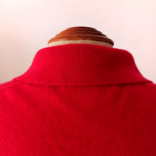 Carica l&#39;immagine nel visualizzatore di Gallery, 1950s - PRINGLE, Scotland - Stunning Red Cashmere Sweater
