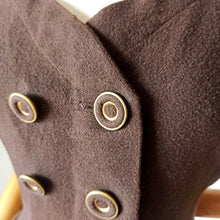 Cargar imagen en el visor de la galería, 1940s - Gorgeous Brown Wool Vest - W33 (84cm)
