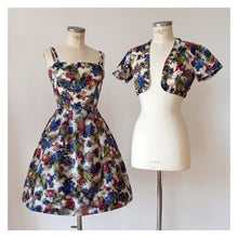 Cargar imagen en el visor de la galería, 1950s 1960s - Stunning Floral Bolero Dress - W26 (66cm)
