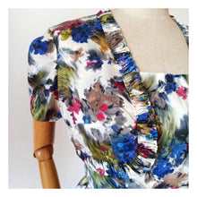 Cargar imagen en el visor de la galería, 1950s 1960s - Stunning Floral Bolero Dress - W26 (66cm)
