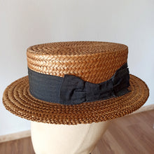 Charger l&#39;image dans la galerie, 1910s 1920s - ABATI - Exquisite Pressed Straw Men Boater Hat
