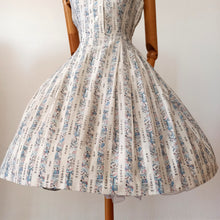 Cargar imagen en el visor de la galería, 1950s 1960s - Cute Japanese Print Cotton Dress - W30 (76cm)
