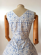 Load image into Gallery viewer, 1950s - Gorgeous Straps Buttons Cotton Dress - W27.5 (70cm)
