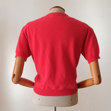 Charger l&#39;image dans la galerie, 1950s - DALTON, USA - Gorgeous Pink Pure Cashmere Jumper
