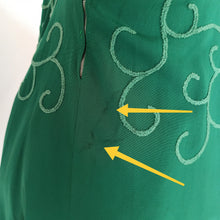 Load image into Gallery viewer, 1950s - Spectacular Emerald Green Taffeta Dress - W27 (68cm)
