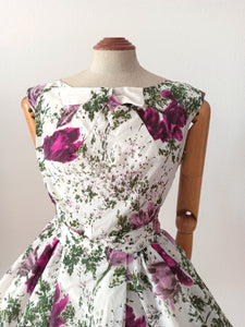 1950s - Adorable French Floral Buckle Back Dress - W27.5 (70cm)