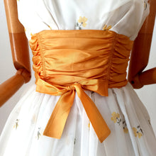 Load image into Gallery viewer, 1950s 1960s - ILGUW, USA - Outstanding Beauty Sunflowers Organza Dress - W27 (68cm)
