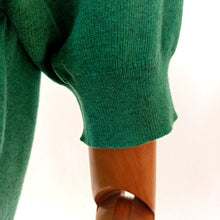 Load image into Gallery viewer, 1950s - BALLANTYNE, Scotland - Apple Green Flecked Cashmere Jumper
