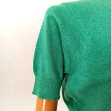 Load image into Gallery viewer, 1950s - BALLANTYNE, Scotland - Apple Green Flecked Cashmere Jumper
