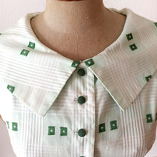 Load image into Gallery viewer, 1950s 1960s - BETTY BARCLAY, USA - Adorable Mint Green Dress - W27.5 (70cm)
