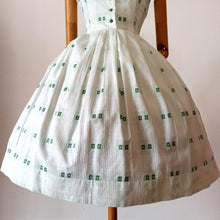 Load image into Gallery viewer, 1950s 1960s - BETTY BARCLAY, USA - Adorable Mint Green Dress - W27.5 (70cm)
