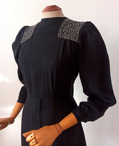 1930s - Superb Black Rayon Wool Dress - W31 (78cm)