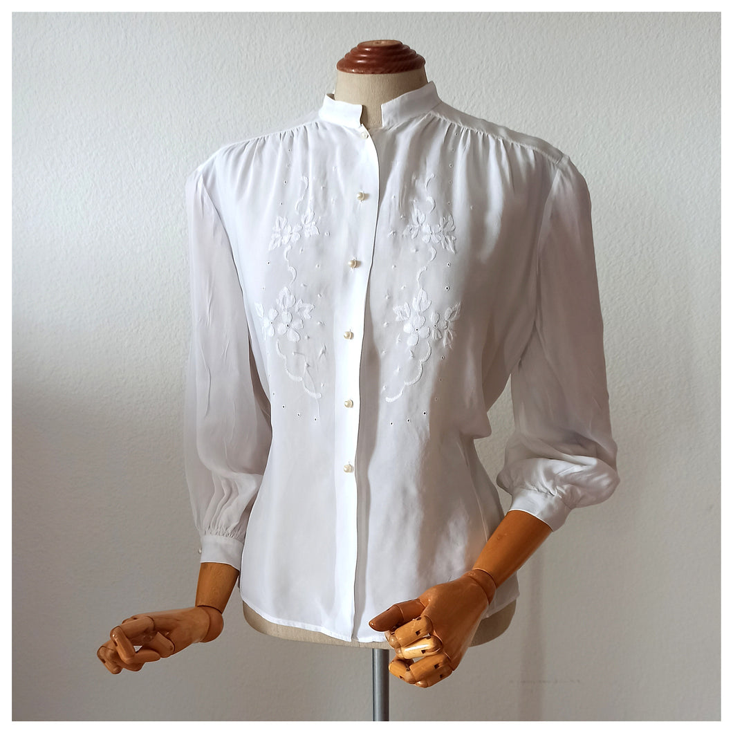 1940s - Exquisite White Rayon Silk Blouse - W41 (104cm)