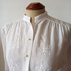 1940s - Exquisite White Rayon Silk Blouse - W41 (104cm)