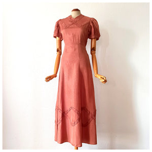 1930s - Exquisite Pale Copper Dress - W29 (74cm)