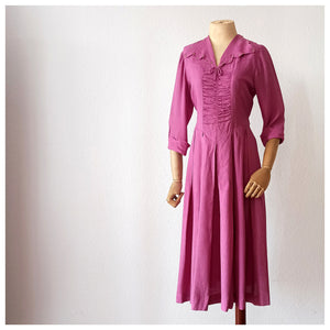 1940s - Gorgeous Pink Textured Crepe Dress - W28 (72cm)