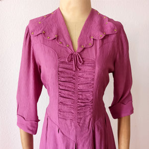 1940s - Gorgeous Pink Textured Crepe Dress - W28 (72cm)