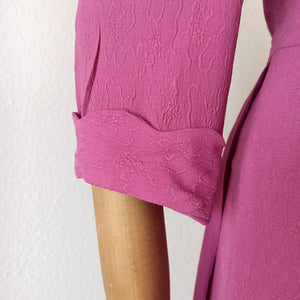 1940s - Gorgeous Pink Textured Crepe Dress - W28 (72cm)