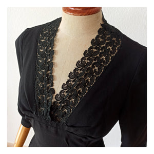 1940s - Gorgeous Collar Black Crepe Dress - W30 (76cm)