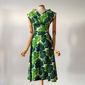 1950s - MARY CHARMAINE - Stunning Green Cotton Dress - W26 (66cm)