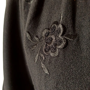 1940s - DEROFA MODEL, Germany - Stunning Black Embroidery Wool Dress - W35 (88cm)