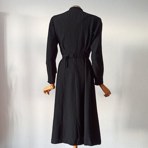 1940s - DEROFA MODEL, Germany - Stunning Black Embroidery Wool Dress - W35 (88cm)