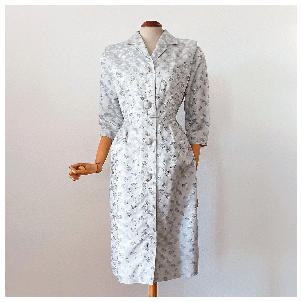 1950s - Elegant Silver Satin Dress - W28.5 (72cm)