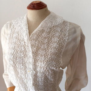 1950s - Gorgeous White Nylon Lace Blouse - W37 (94cm)