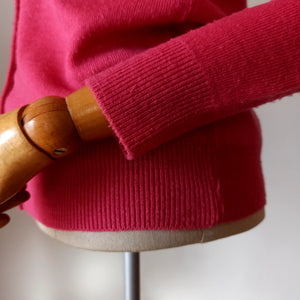 1950s 1960s - TAI BON, Taiwan - Gorgeous Pink Beaded Cardigan - Sz. M