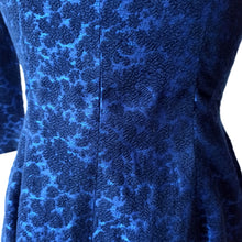 Load image into Gallery viewer, 1950s 1960s - Elegant Blue Textured Dress  - W27.5 (70cm)
