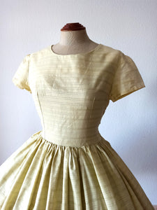 1950s 1960s - Adorable Green Limeade Cotton Dress - W29 (74cm)