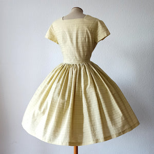 1950s 1960s - Adorable Green Limeade Cotton Dress - W29 (74cm)