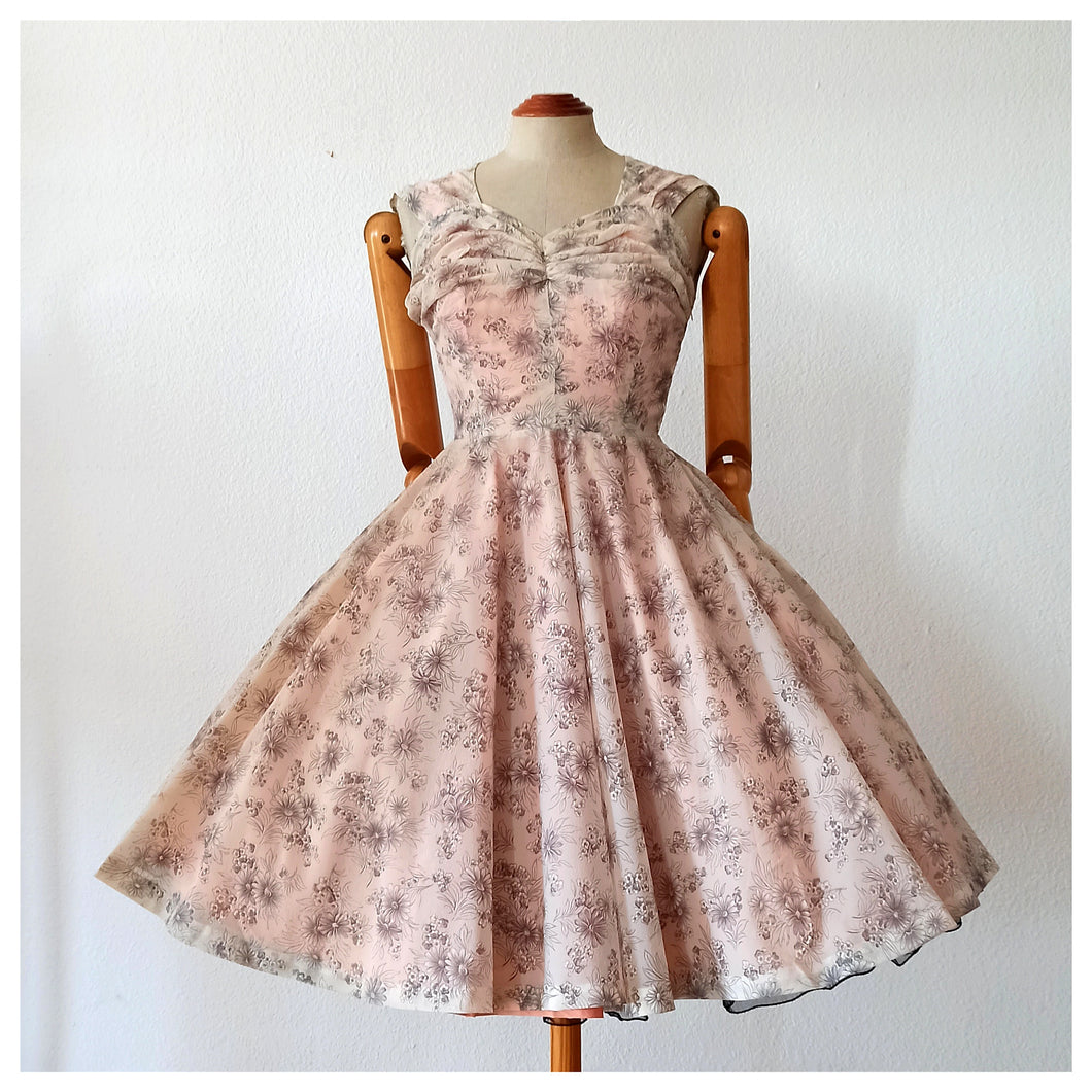 1950s - Stunning Floral Organza Dress - W25 (64cm)