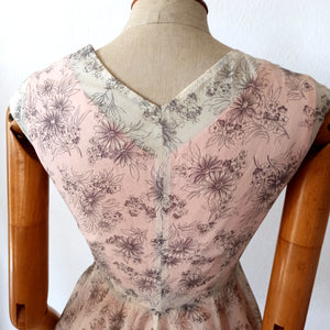 1950s - Stunning Floral Organza Dress - W25 (64cm)